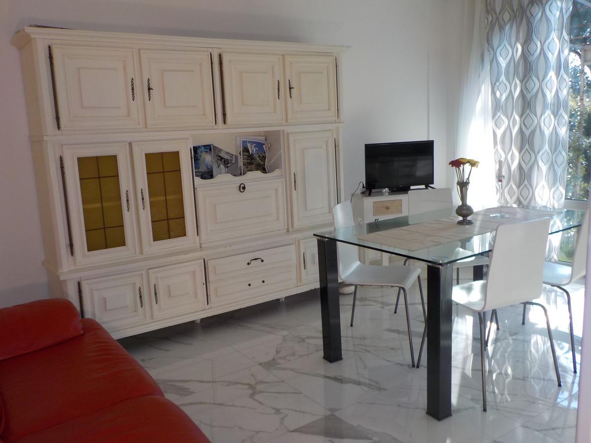 Appartement Villa Angelina Grimaud Exterior photo